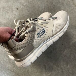 Skechers Men's Track Syntac Trainers Sneaker Style# 232398 Size 10 Tan/Taupe
